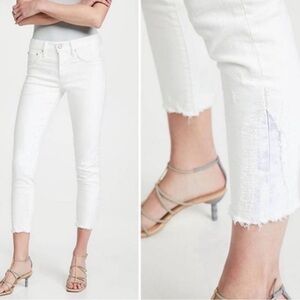 Moussy Vintage MV Burnside Skinny Jeans – White Repair Hem 
Size 28